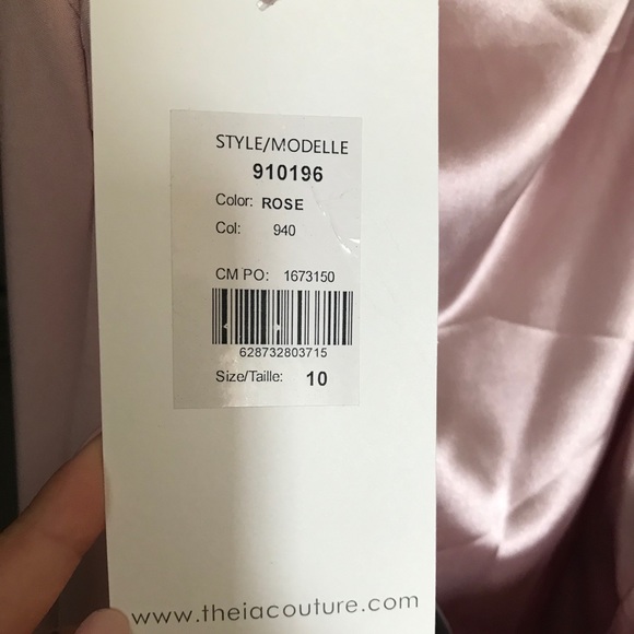 Gorgeous evening gown prom dress. - Picture 6 of 9